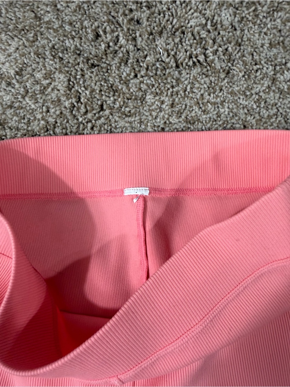 ALO Yoga Ribbed High-Rise Pink Shorts - Picture 2 of 6